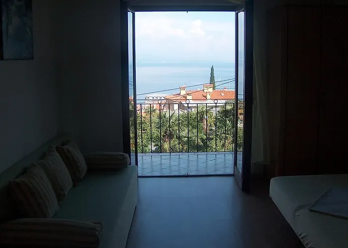 Apartment Sunflower Opatija